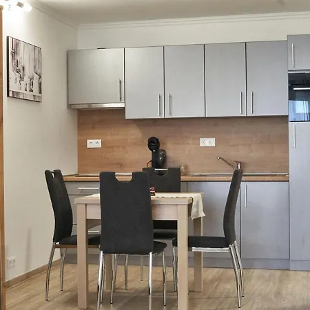 Cadet Apartments - Hostaid Siófok Extérieur photo